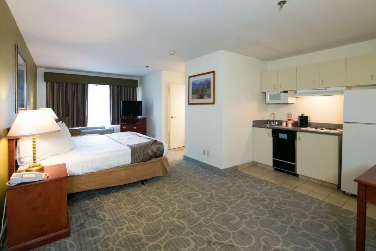 Hawthorn Sacramento